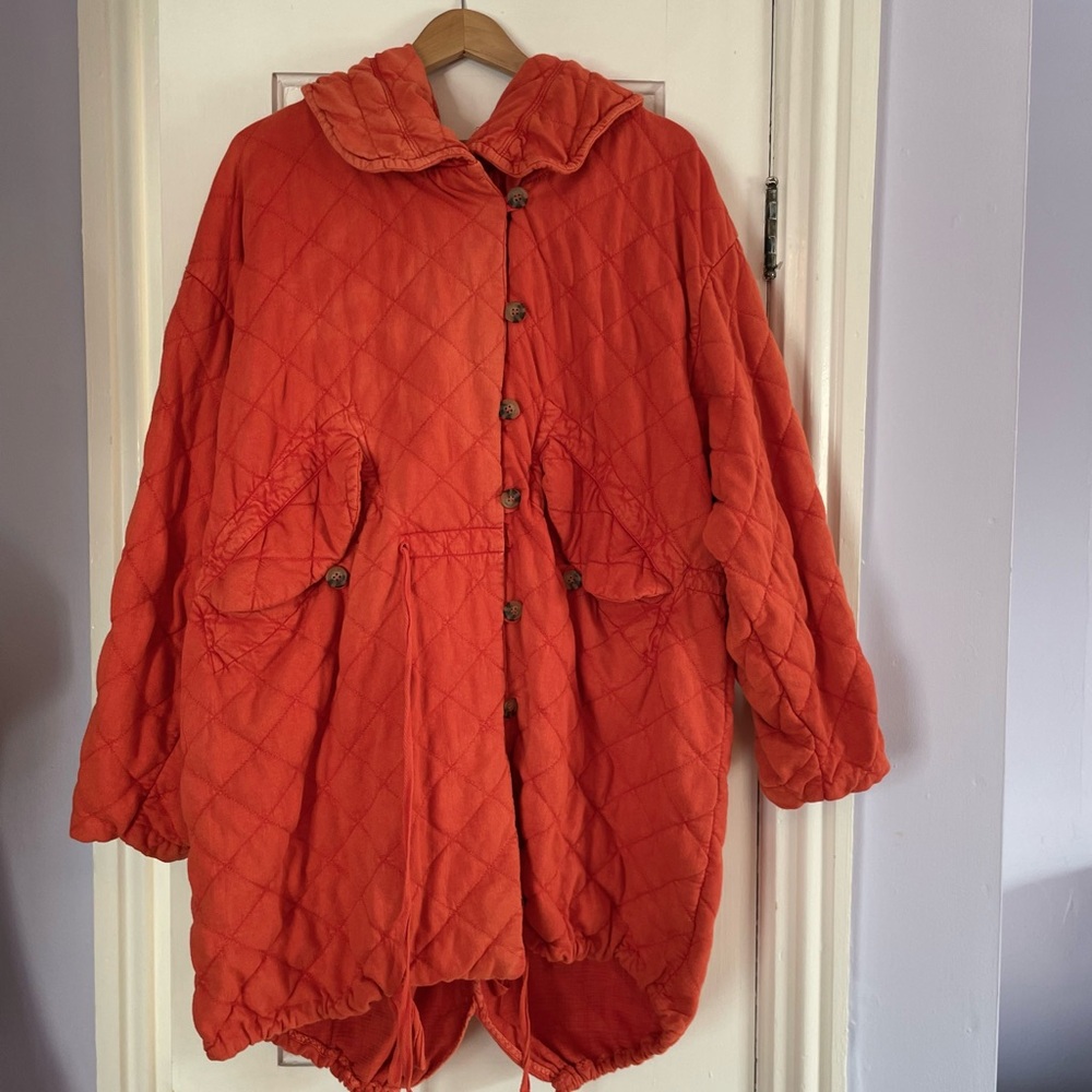 Cozy Quilted Women's Jacket in red